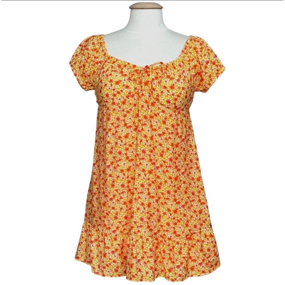 No Boundaries Womans Dress M Orange Ditsy Floral Milkmaid Babydoll Mini